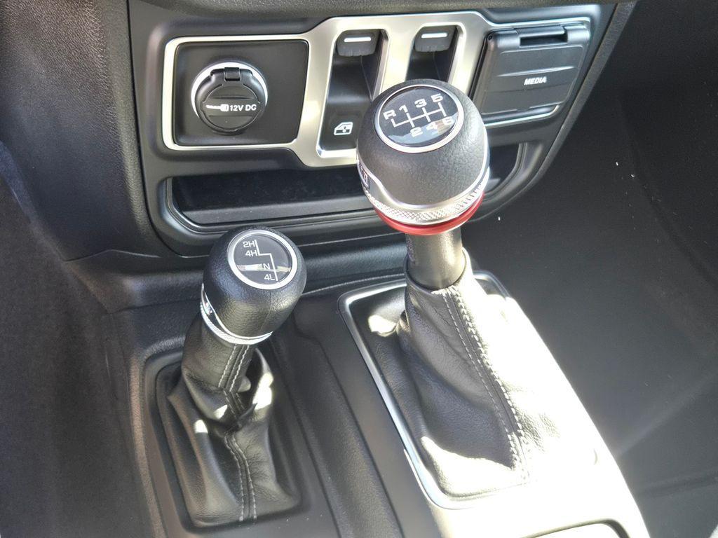 new 2025 Jeep Wrangler car, priced at $33,995