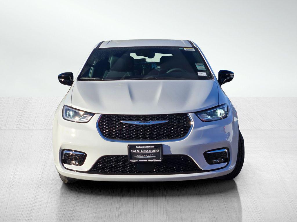 new 2026 Chrysler Pacifica car, priced at $37,995