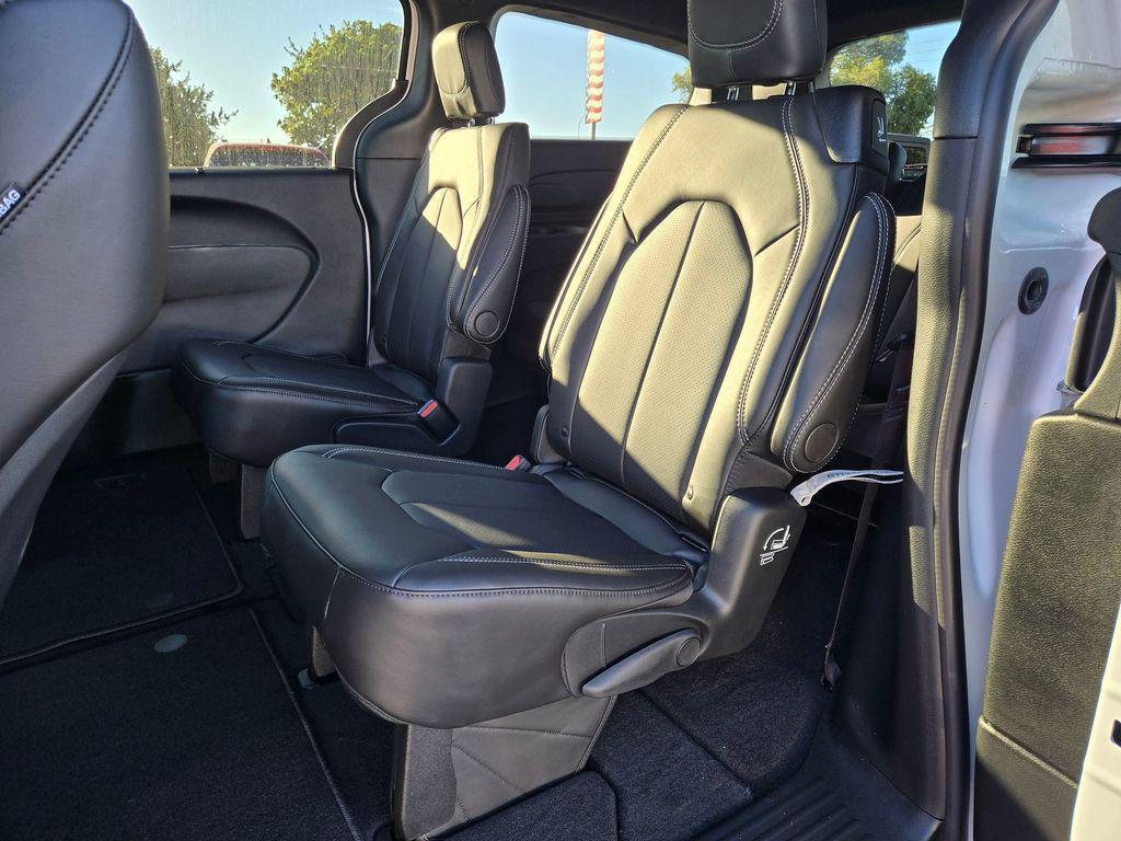 new 2026 Chrysler Pacifica car, priced at $37,995