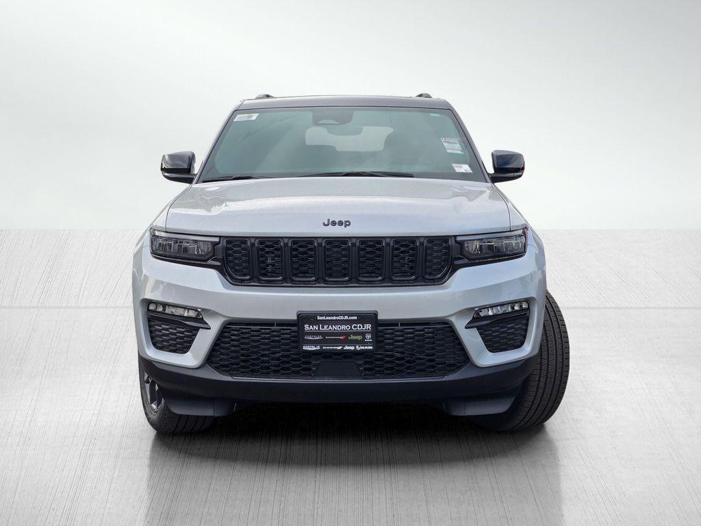 new 2025 Jeep Grand Cherokee car, priced at $49,995