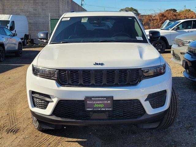 new 2025 Jeep Grand Cherokee car, priced at $44,495