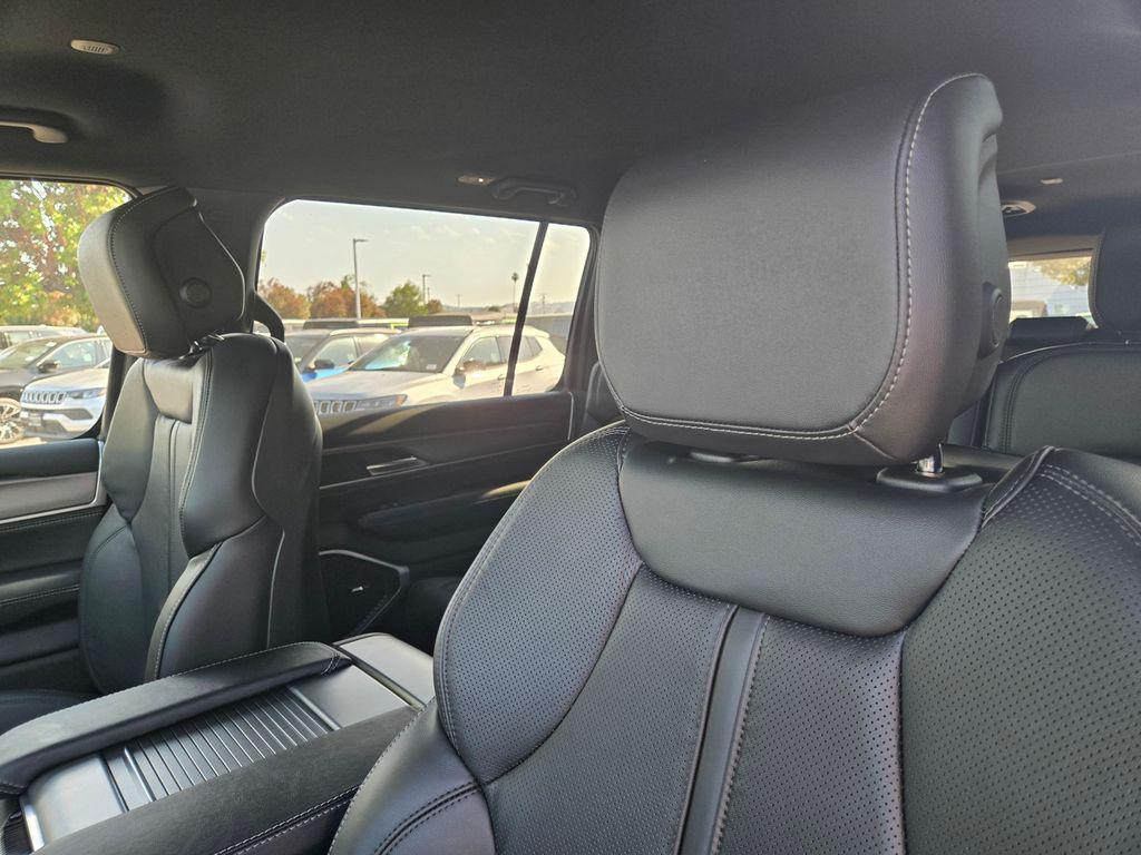 new 2025 Jeep Wagoneer L car, priced at $64,995