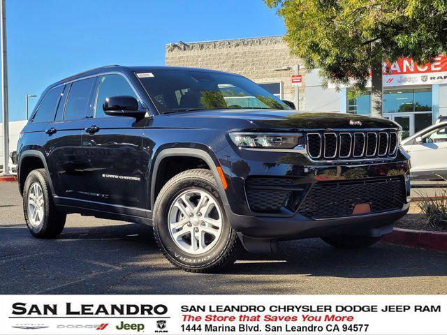 new 2025 Jeep Grand Cherokee car, priced at $38,395