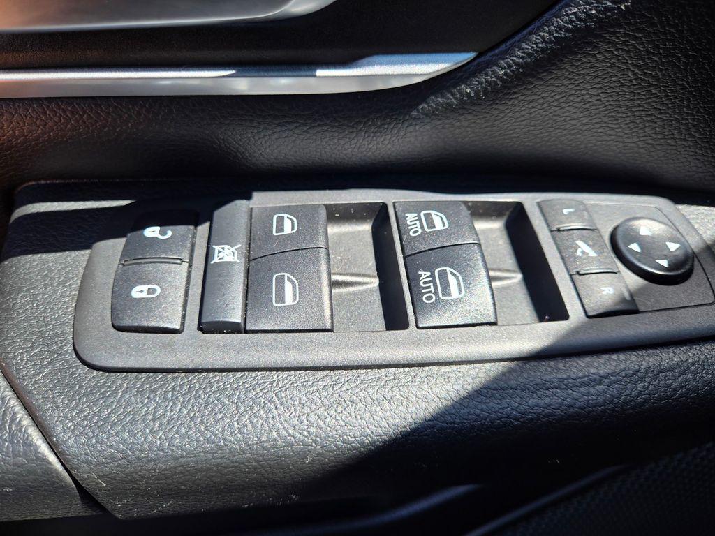 used 2021 Ram 1500 car, priced at $31,995