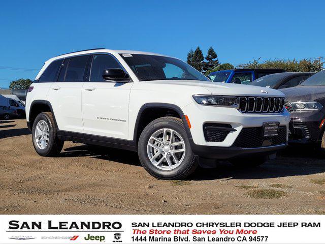 new 2025 Jeep Grand Cherokee car, priced at $34,495