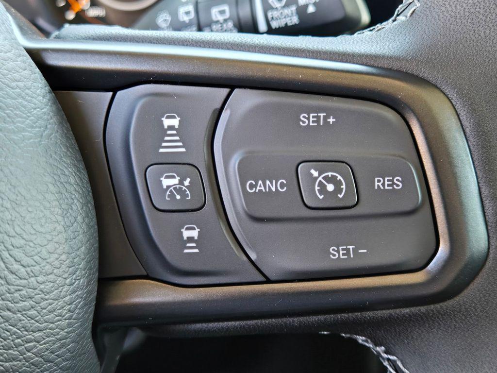 new 2025 Jeep Wrangler car, priced at $45,995