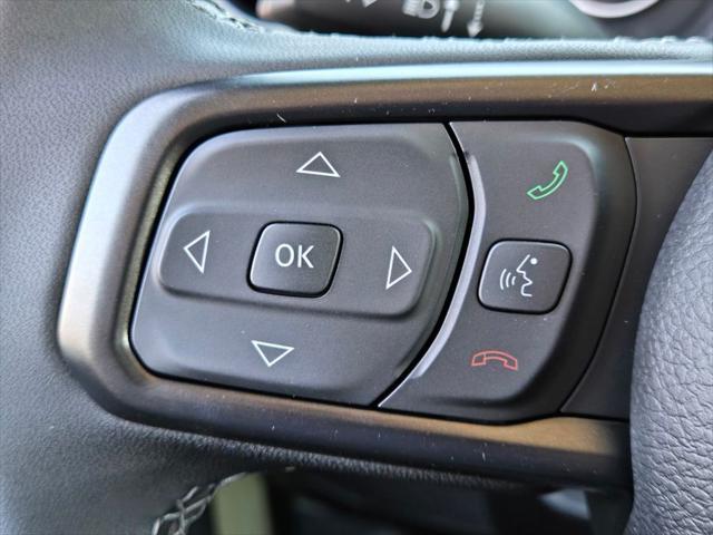 new 2025 Jeep Wrangler car, priced at $45,995