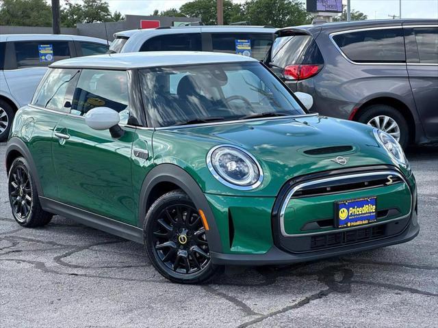 used 2022 MINI Hardtop car, priced at $14,500