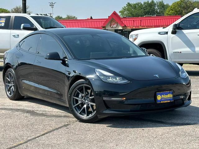 used 2021 Tesla Model 3 car, priced at $30,000