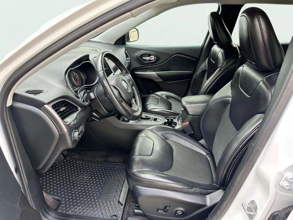 used 2019 Jeep Cherokee car, priced at $14,600