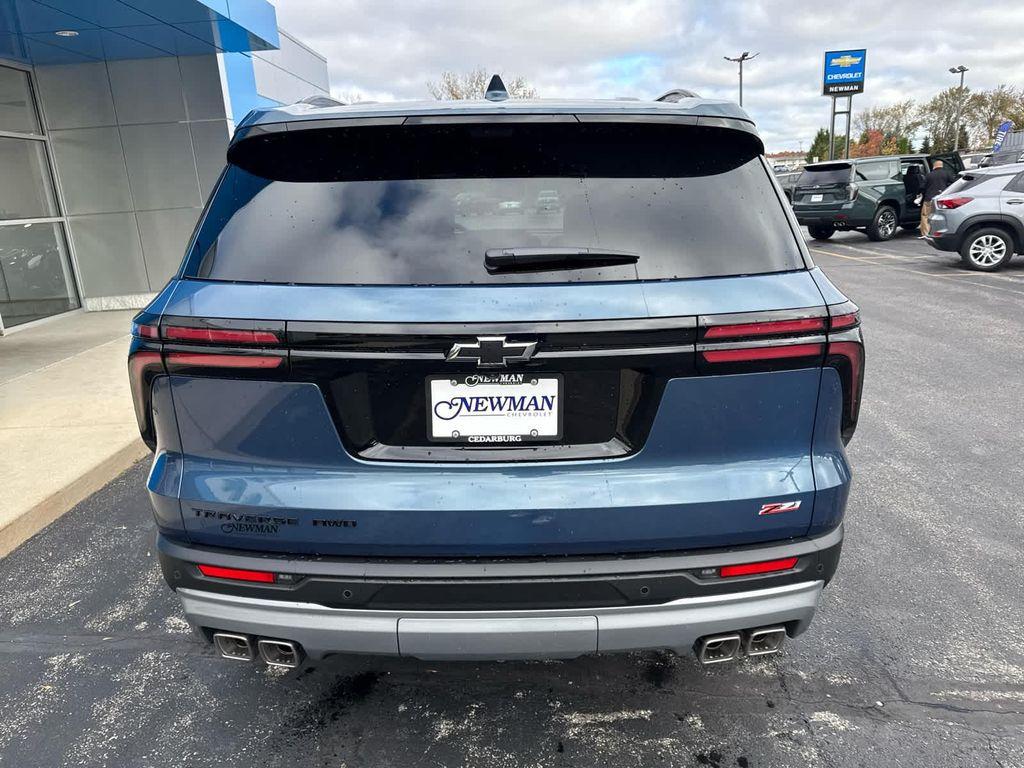 new 2026 Chevrolet Traverse car, priced at $50,987