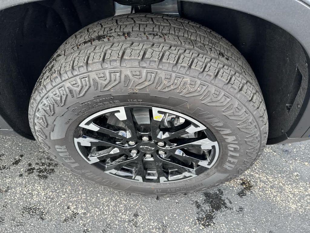 new 2026 Chevrolet Traverse car, priced at $50,987