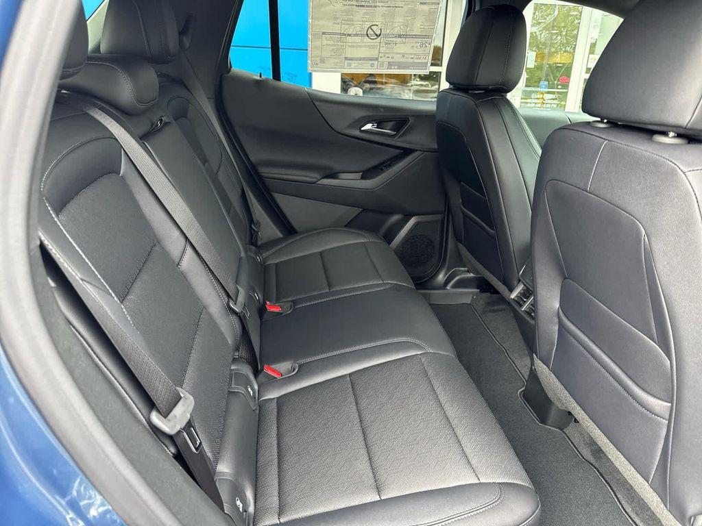 new 2026 Chevrolet Equinox car, priced at $35,585