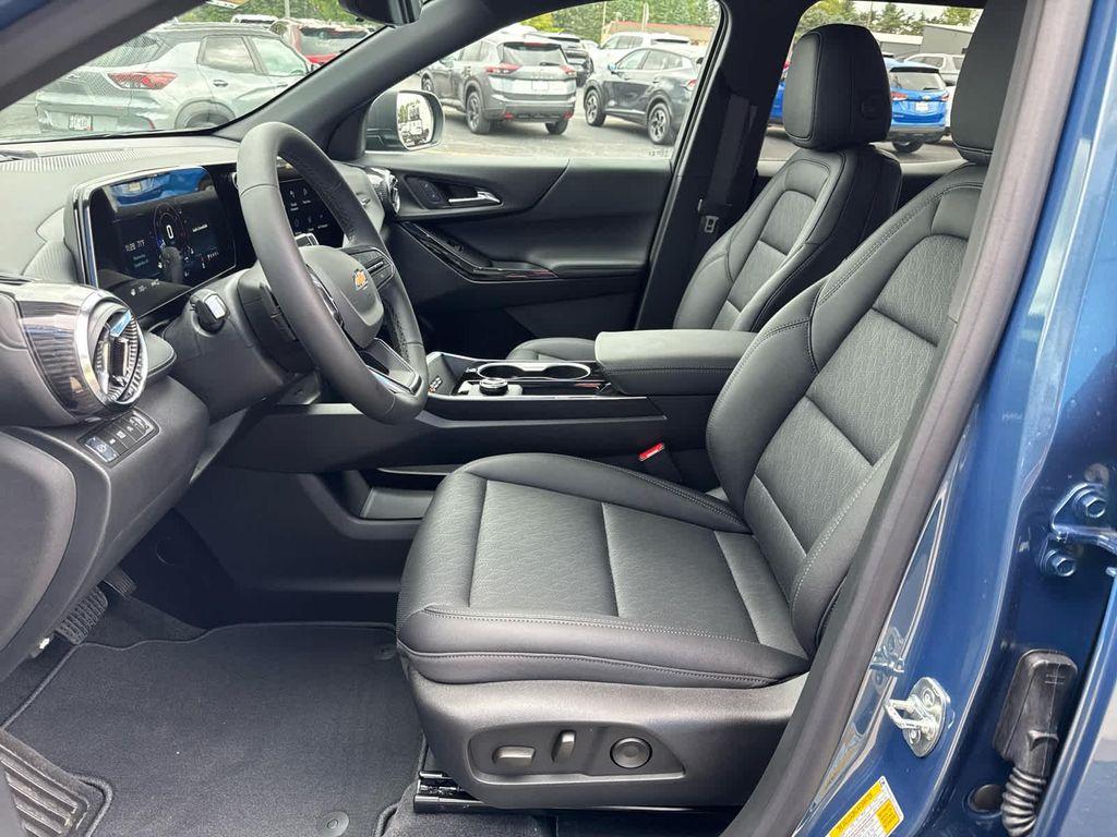 new 2026 Chevrolet Equinox car, priced at $35,585