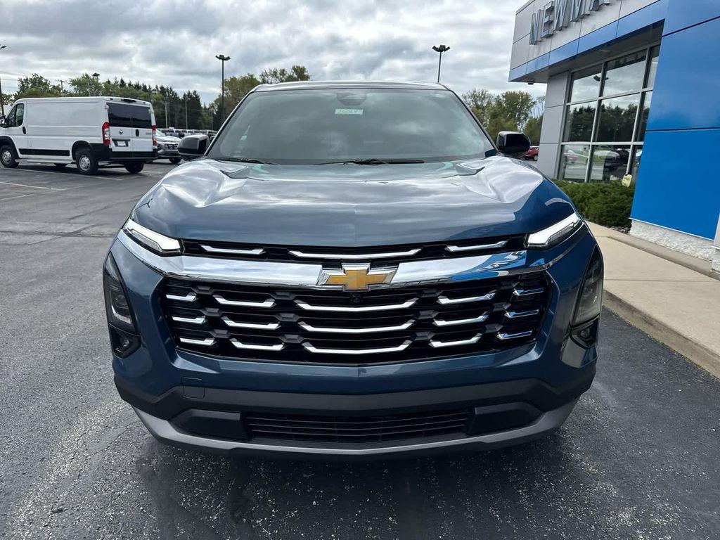 new 2026 Chevrolet Equinox car, priced at $35,585