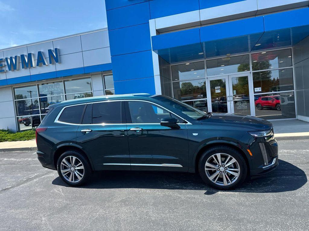 used 2025 Cadillac XT6 car, priced at $51,900