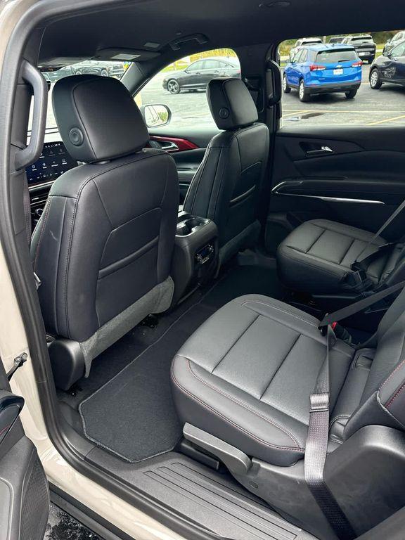 new 2026 Chevrolet Traverse car, priced at $51,020