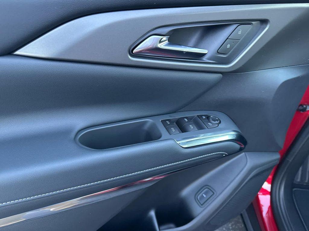 new 2026 Chevrolet Traverse car, priced at $48,499