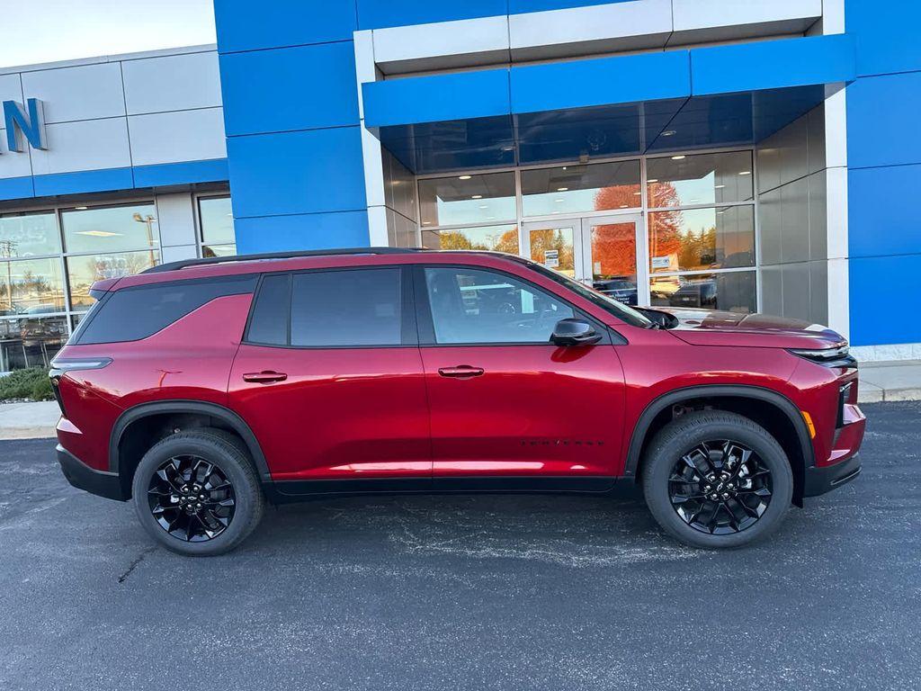 new 2026 Chevrolet Traverse car, priced at $48,499