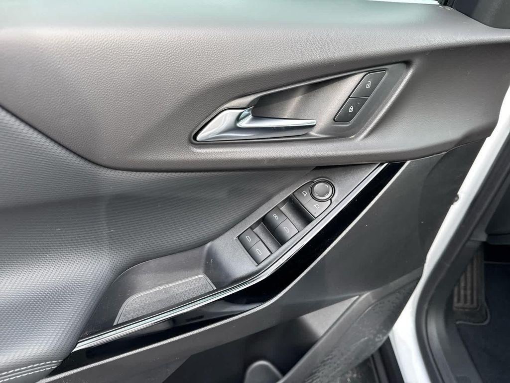 new 2026 Chevrolet Equinox car, priced at $32,495
