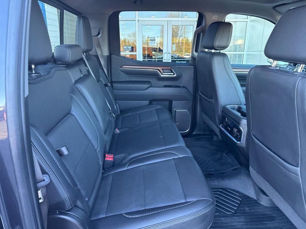 used 2023 GMC Sierra 1500 car, priced at $50,990