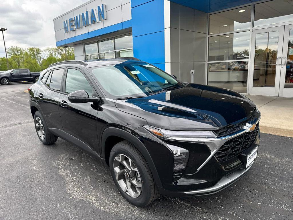 new 2025 Chevrolet Trax car, priced at $25,166