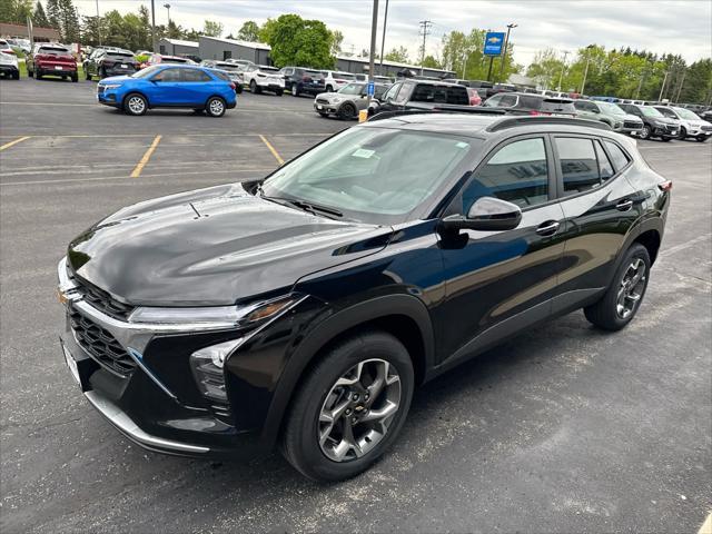 new 2025 Chevrolet Trax car, priced at $25,735