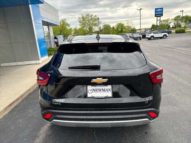new 2025 Chevrolet Trax car, priced at $25,735