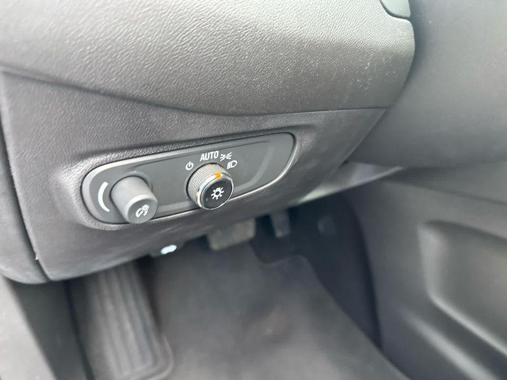 used 2023 Chevrolet Equinox car, priced at $21,900