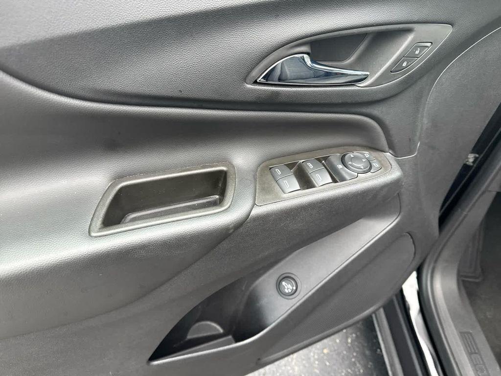 used 2023 Chevrolet Equinox car, priced at $21,900