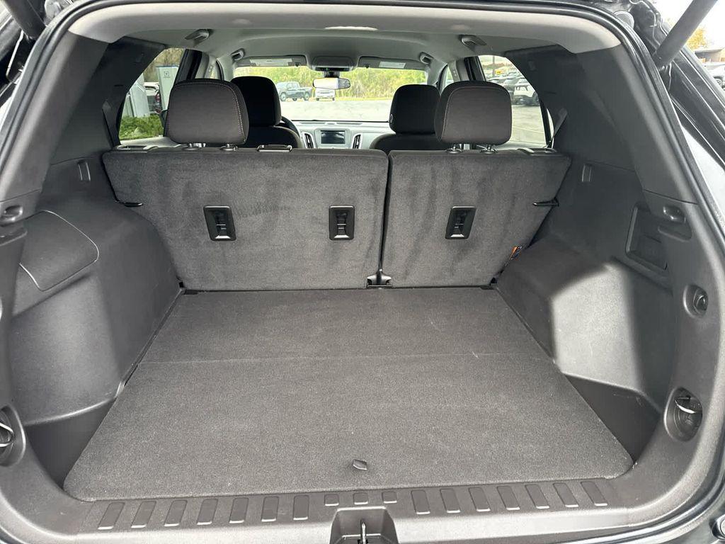 used 2023 Chevrolet Equinox car, priced at $21,900