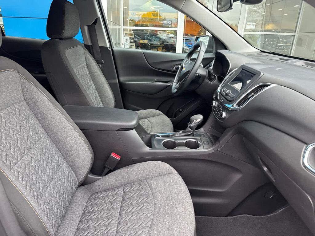 used 2023 Chevrolet Equinox car, priced at $21,900