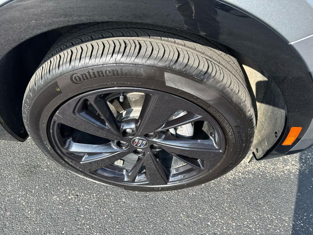 used 2025 Buick Envision car, priced at $33,469