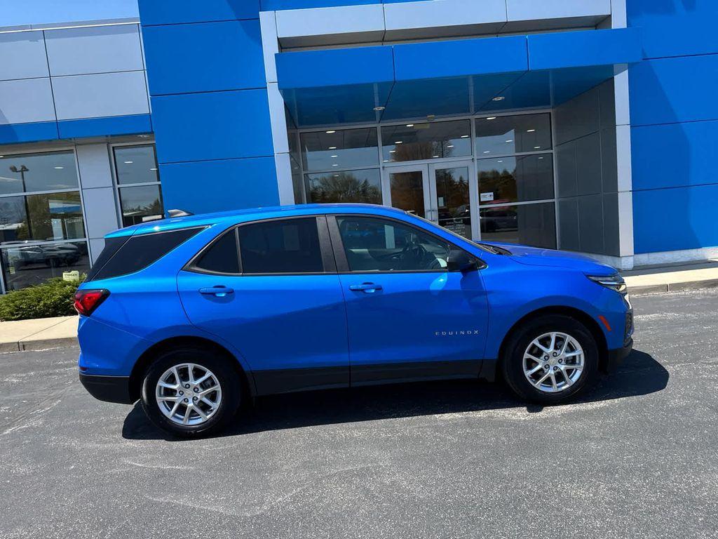 used 2024 Chevrolet Equinox car, priced at $21,933