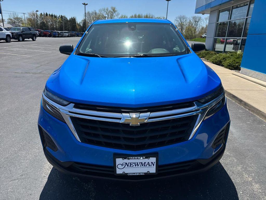 used 2024 Chevrolet Equinox car, priced at $21,933