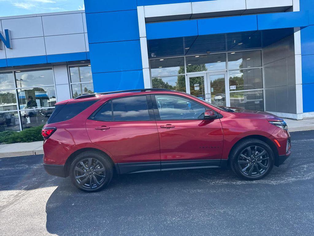 used 2024 Chevrolet Equinox car, priced at $30,877