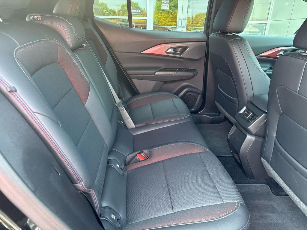used 2024 Chevrolet Equinox EV car, priced at $31,050