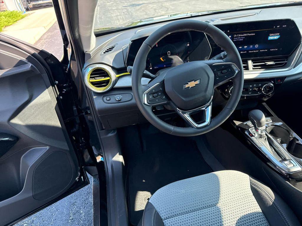 new 2025 Chevrolet Trax car, priced at $24,987