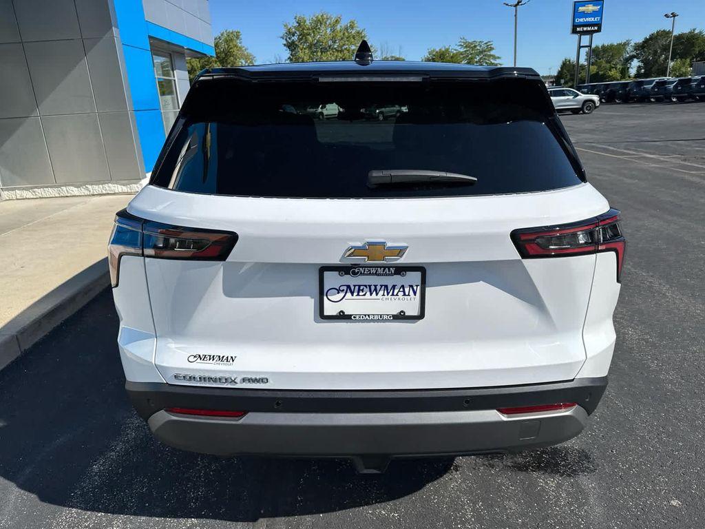 new 2026 Chevrolet Equinox car, priced at $33,540