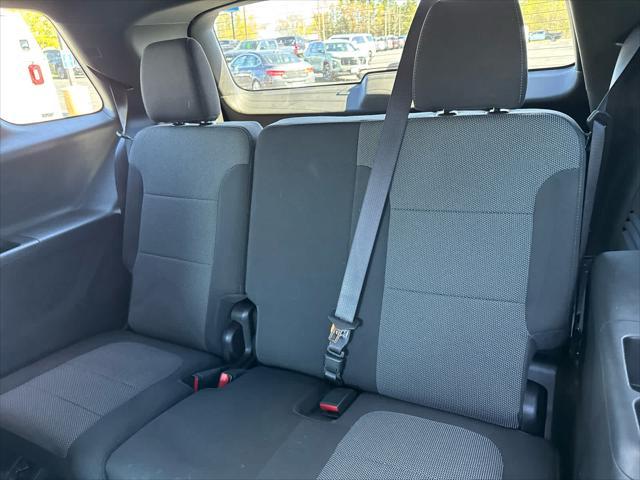 used 2023 Chevrolet Traverse car, priced at $33,677