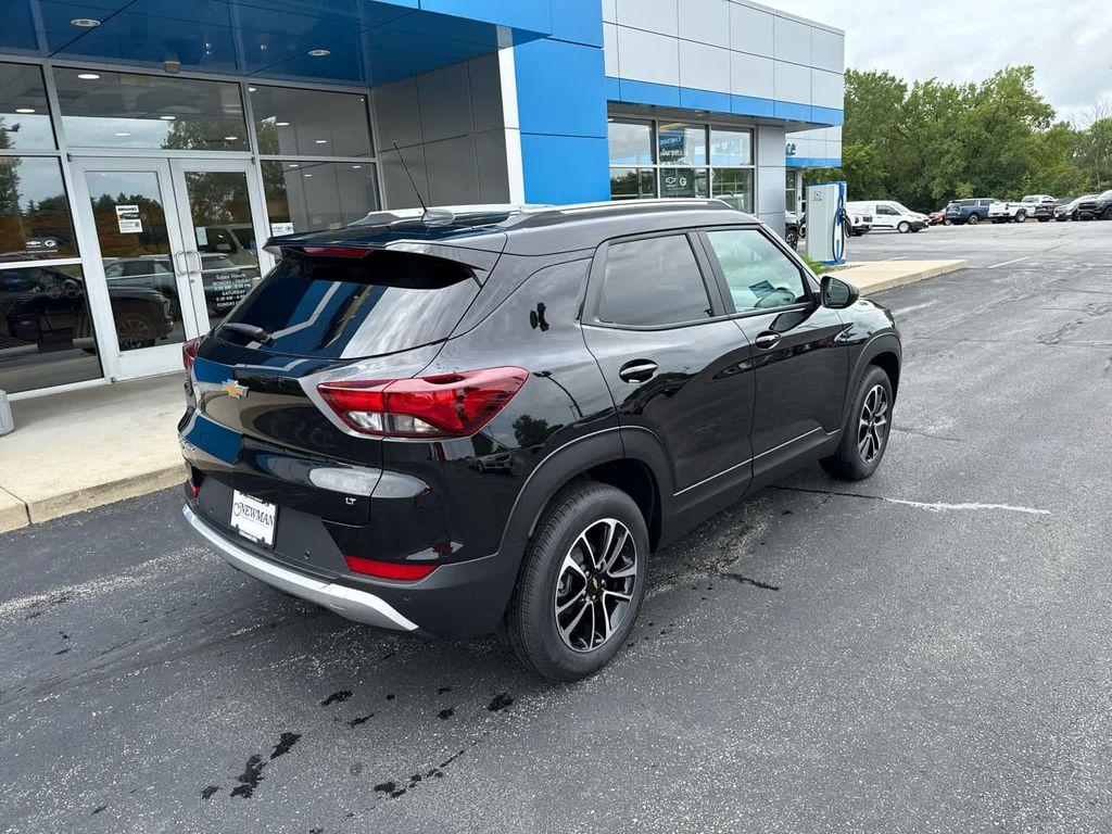 new 2026 Chevrolet TrailBlazer car, priced at $30,275