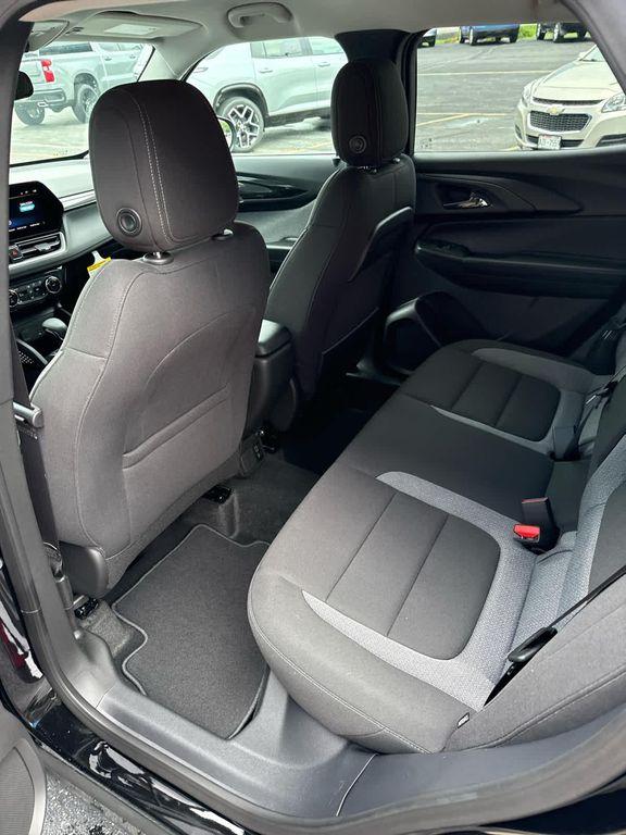 new 2026 Chevrolet TrailBlazer car, priced at $30,275
