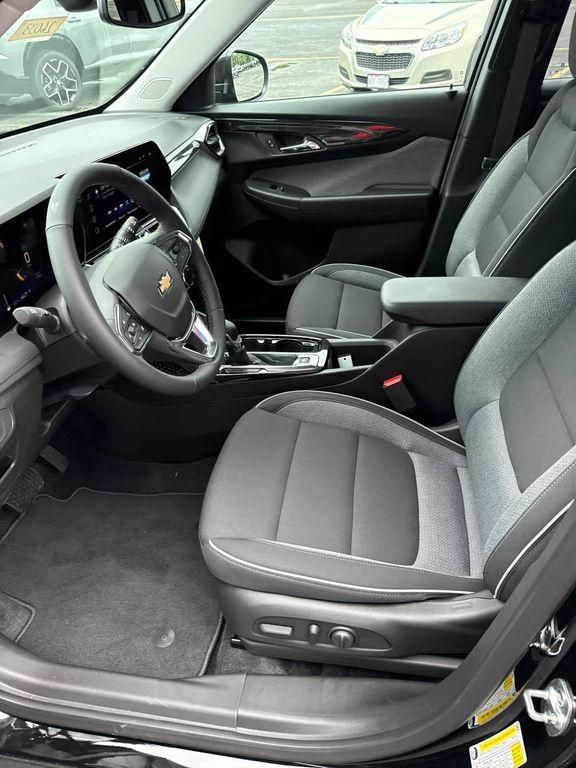 new 2026 Chevrolet TrailBlazer car, priced at $30,275