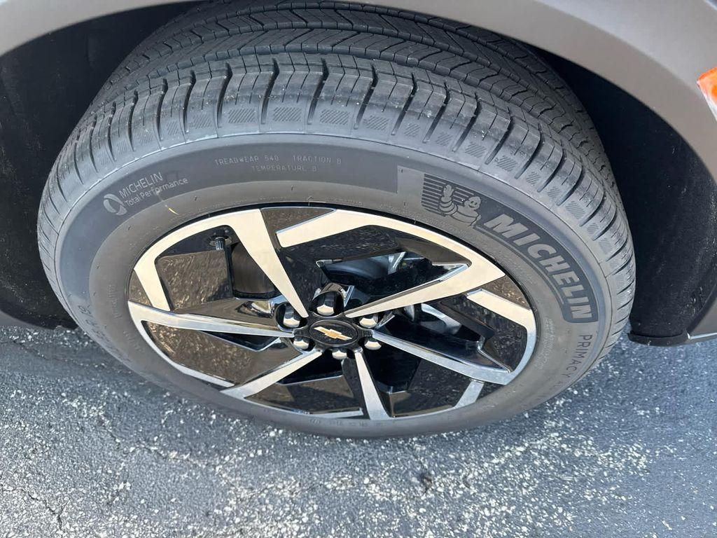 new 2026 Chevrolet Equinox EV car, priced at $41,500