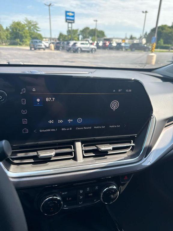 new 2025 Chevrolet Trax car, priced at $26,987