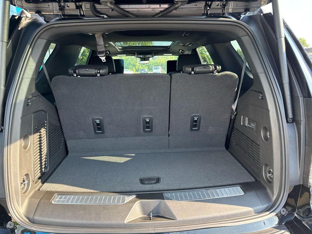 new 2025 Chevrolet Tahoe car, priced at $87,225