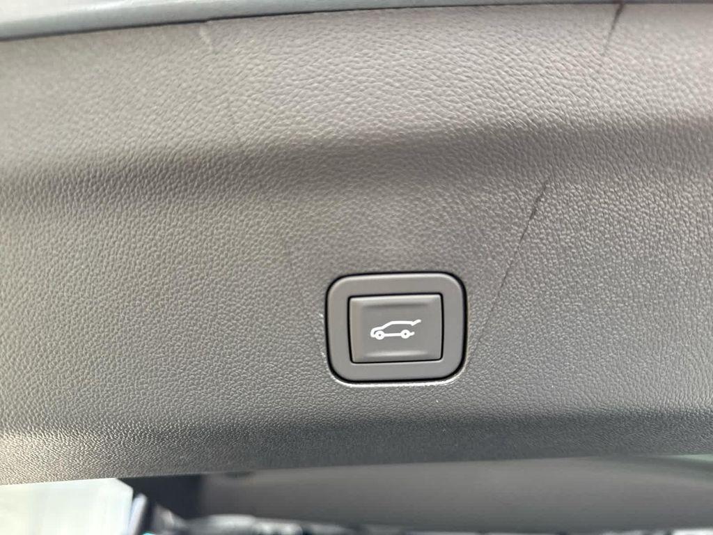 new 2025 Chevrolet Tahoe car, priced at $77,993