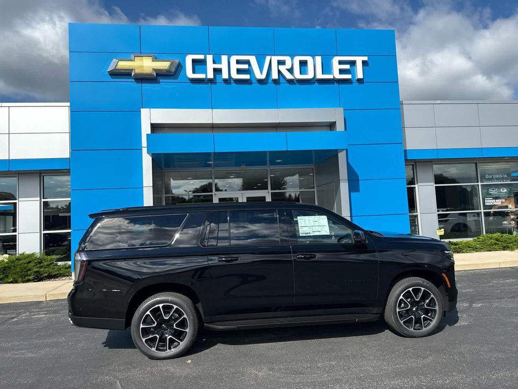 new 2025 Chevrolet Suburban car, priced at $79,315