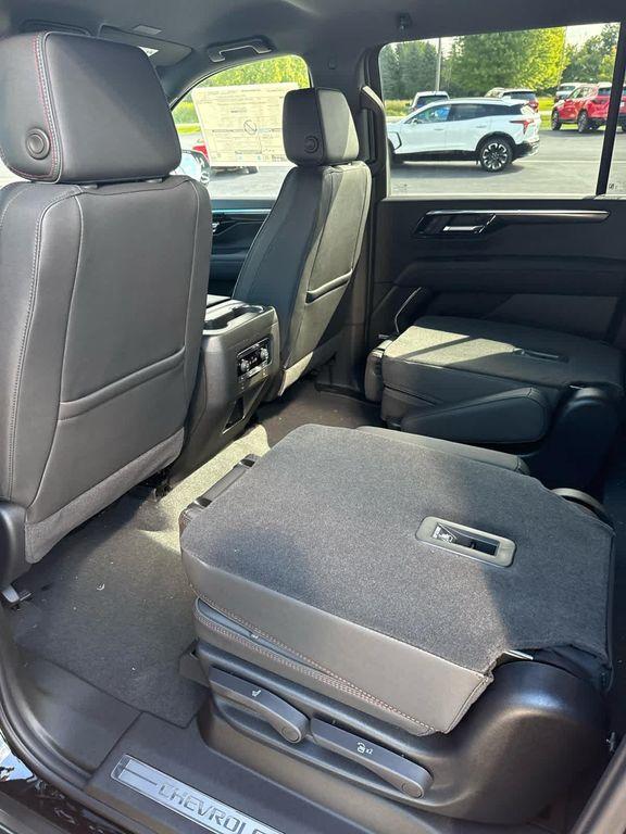 new 2025 Chevrolet Suburban car, priced at $79,315