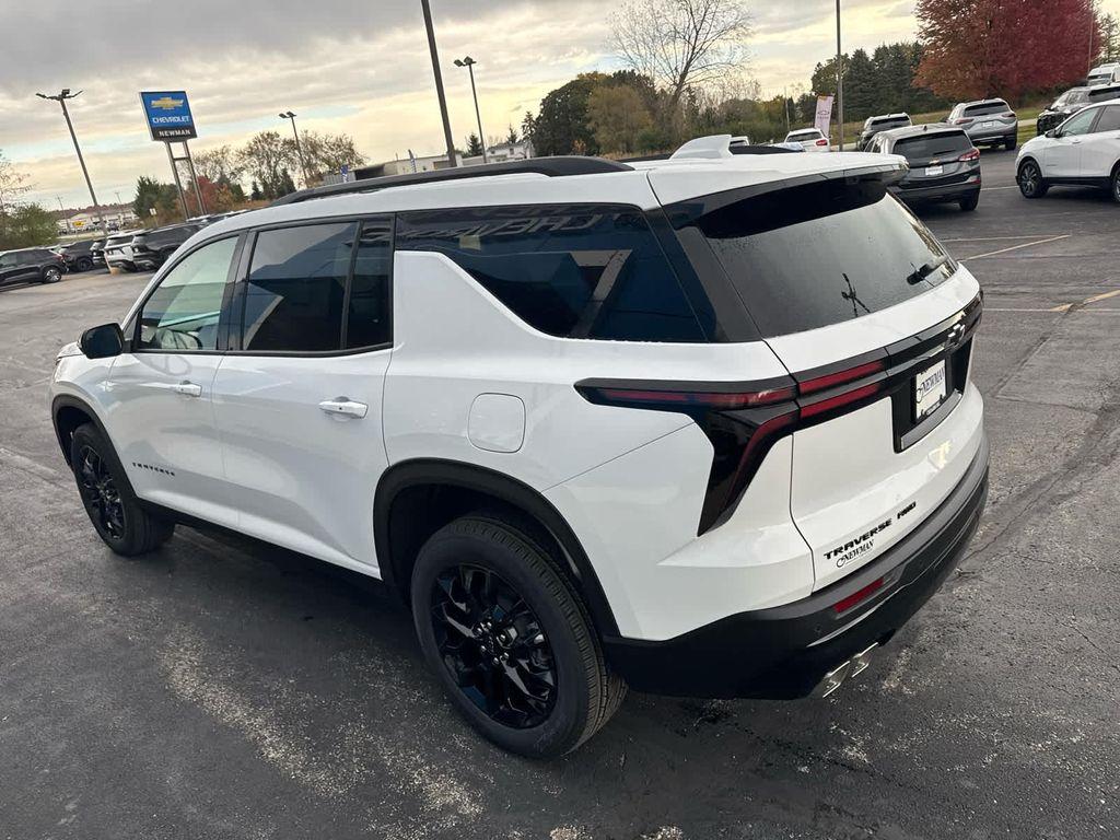 new 2026 Chevrolet Traverse car, priced at $48,205